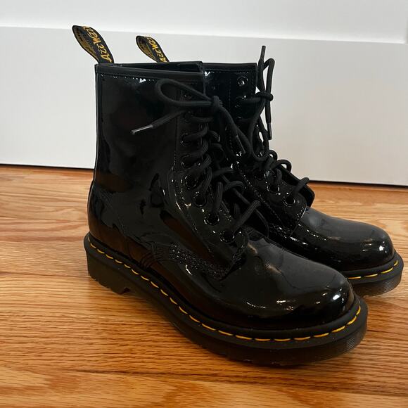 Dr. Martens 1460 Women’s 6 Black Patent Leather Lace Up Platform Boots Mid Calf - Picture 4 of 9